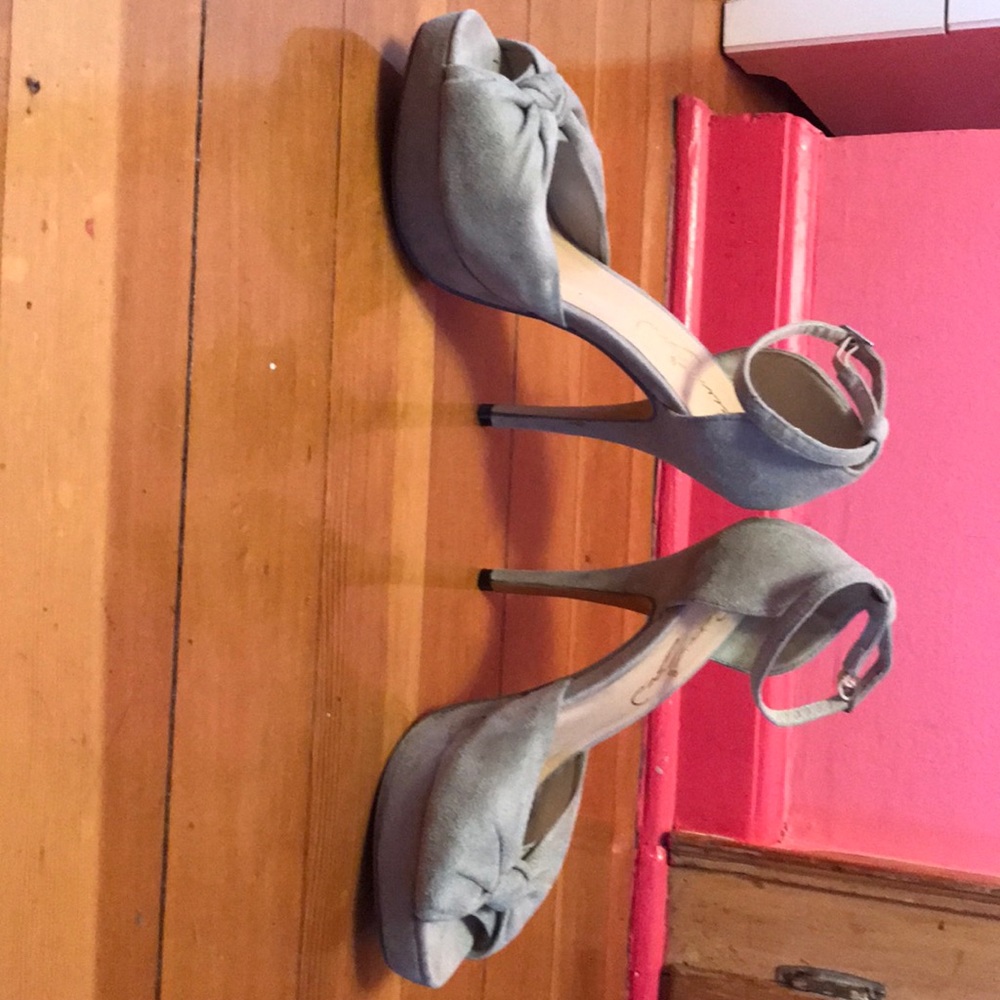 Heels - Picture 8 of 8